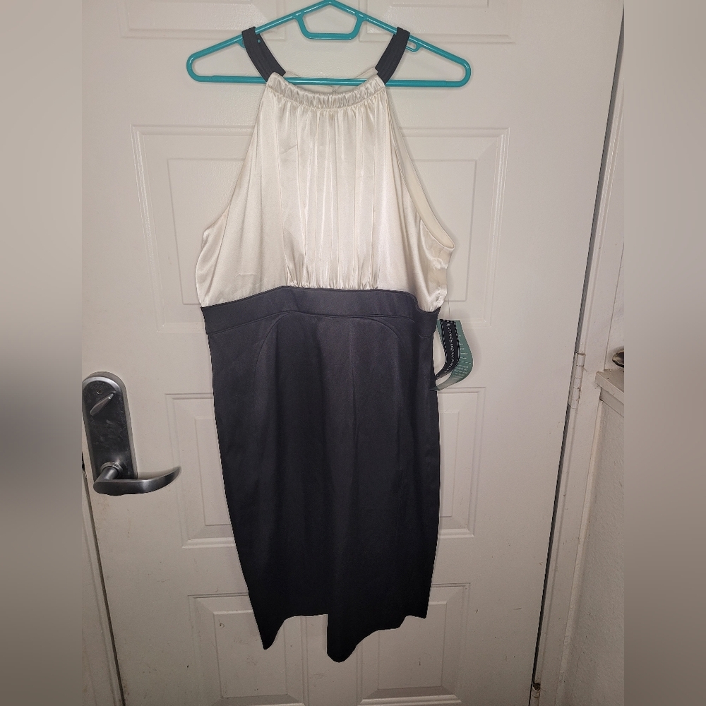 NWT Jones‎ Wear Dress Satin Black and Ivory Color Block Size 16